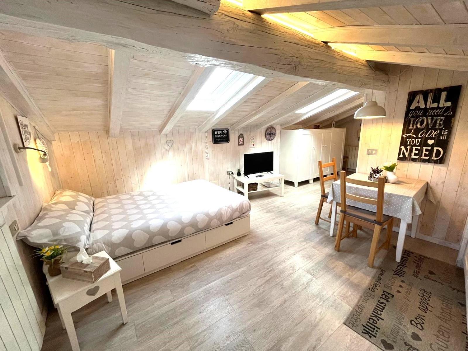 Il Piccolo Loft Nel Cuore Antico Di Aosta - You & Me Case Vacanza Kültér fotó